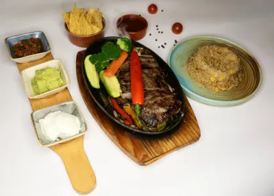 SIZZLING BEEF