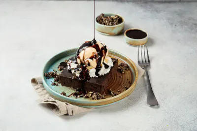 WARM BROWNIE