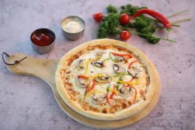 MUSHROOMS PIZZA..